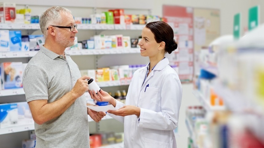 口服无色无味吐真水