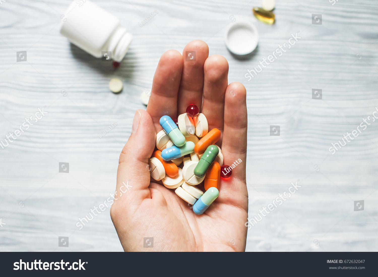 谜魂喷雾多少钱一瓶